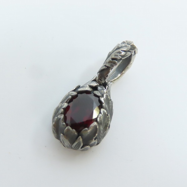 実際に弊社で買取させて頂いたBloody Mary/ブラッディマリー パージ ペンダント ｗ/ガーネット