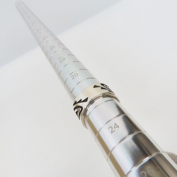 実際に弊社で買取させて頂いたHopi/ホピ族 Marcus Coochwikvia/マーカス クーチウクヴィア作 ベアークロー/ターコイズ リング 22号の画像 7枚目