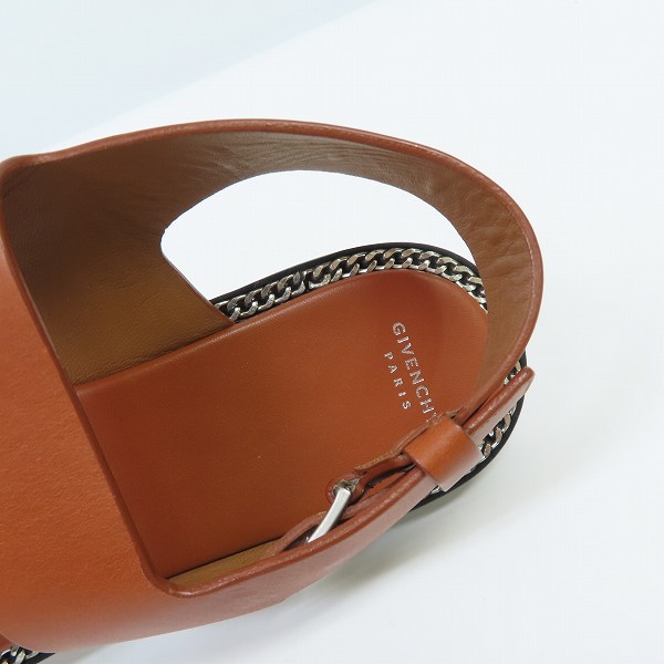 実際に弊社で買取させて頂いたGIVENCHY/ジバンシィ レザー チェーンデザイン サンダル の画像 4枚目
