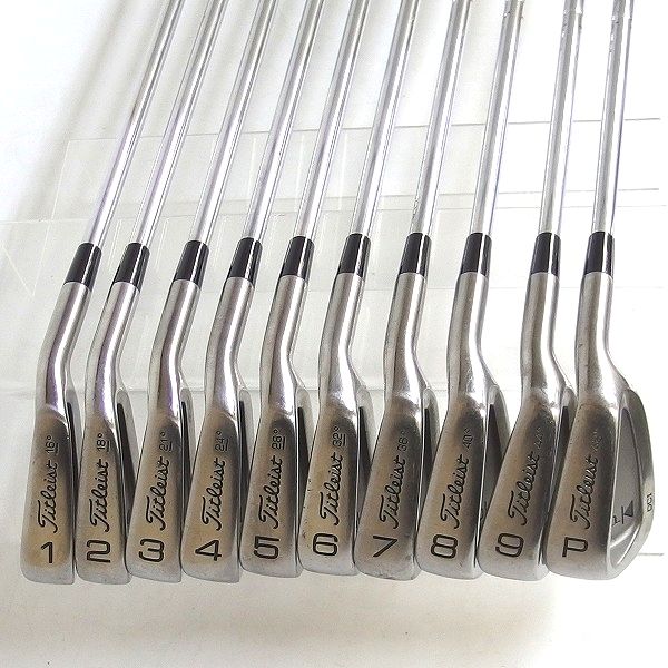 実際に弊社で買取させて頂いたTitleist/タイトリスト DCI アイアン #1～9,Pw 10本セット Dynamic Gold FLEX：S200の画像 1枚目