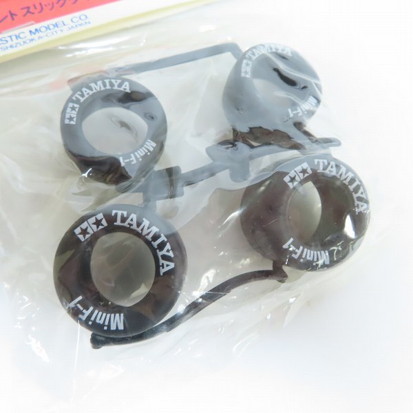 実際に弊社で買取させて頂いた(2)【未開封】TAMIYA/タミヤ 限定商品 ミニ F-1/ミニF プリント スリックタイヤの画像 3枚目