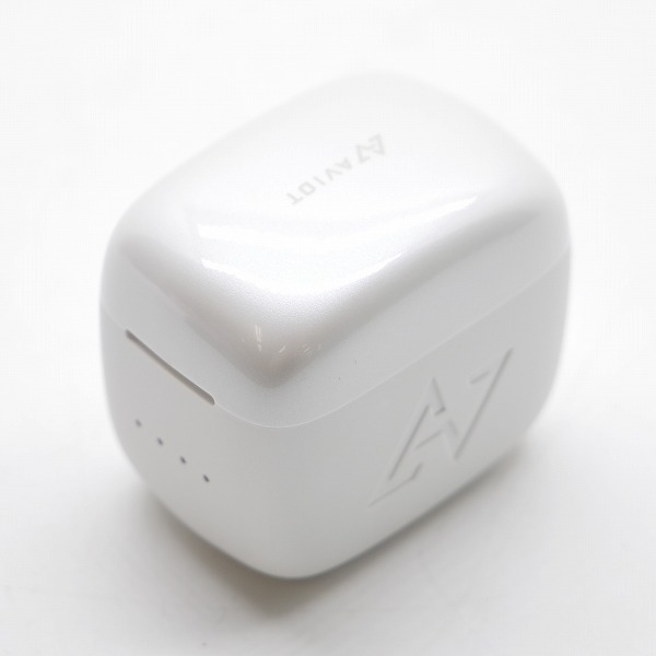 実際に弊社で買取させて頂いたAVIOT/アビオット TE-D01m 完全ワイヤレスイヤホン パールホワイト【簡易動作確認済】の画像 4枚目