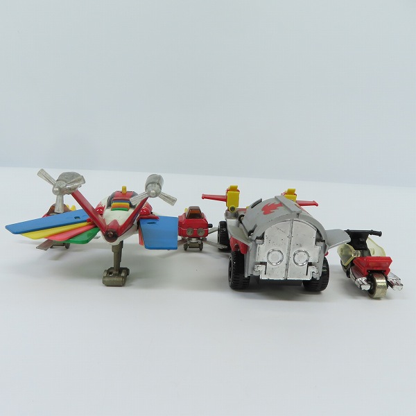 実際に弊社で買取させて頂いた【ジャンク】ポピー ポピニカ  PA-74 秘密戦隊ゴレンジャー バリドリーン/タカラ バトルホーク バトルジープ 2点セットの画像 3枚目