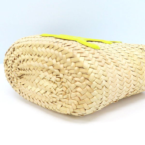 実際に弊社で買取させて頂いたCELINE/セリーヌ 22SS ティーン トリオンフ クラシックパニエ カゴバッグ アニス 194002CGG.11ANの画像 2枚目