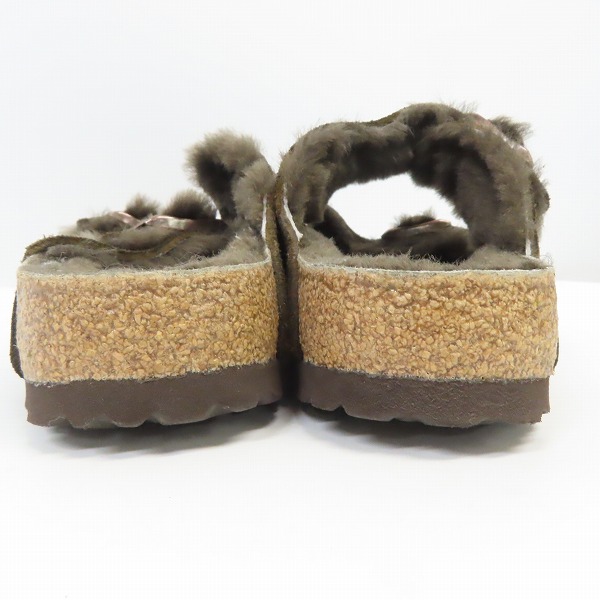 実際に弊社で買取させて頂いたBIRKEN STOCK/ビルケンシュトック ボアサンダル /24.0の画像 1枚目