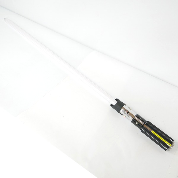 実際に弊社で買取させて頂いたMASTER REPLICAS/マスターレプリカ STAR WARS/スター・ウォーズ ダース・ベーダー フォース FX ライトセーバー SW-207の画像 1枚目