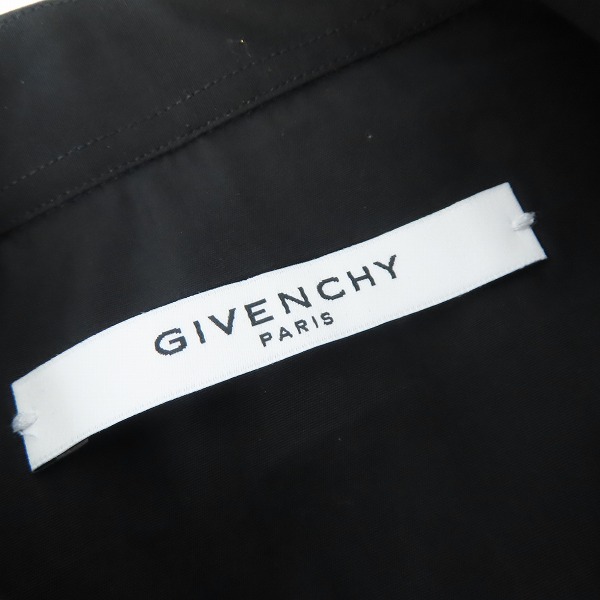 実際に弊社で買取させて頂いた【未使用】GIVENCHY/ジバンシィ 16SS 襟フェイクジップ装飾 スリムフィット長袖シャツ 16S 6006 300/39の画像 2枚目