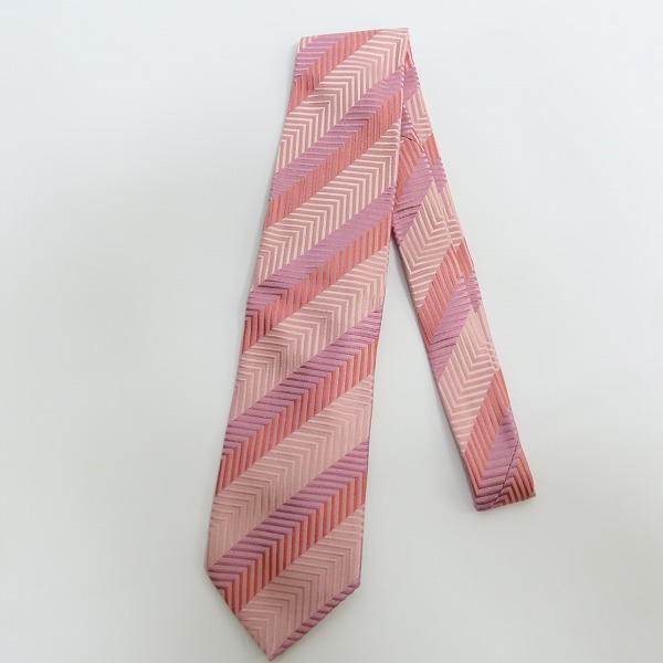 実際に弊社で買取させて頂いた【未使用含む】Paul Smith/ポールスミス HUGO BOSS/ヒューゴボス ストール/ネクタイ 3点セットの画像 3枚目