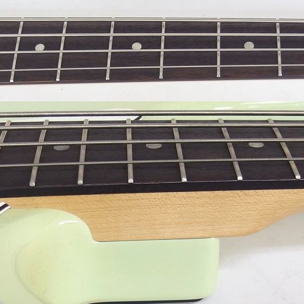 実際に弊社で買取させて頂いた★Bacchus/バッカス Universe Series ジャズベースType 4弦エレキベース ソフトケース付の画像 3枚目