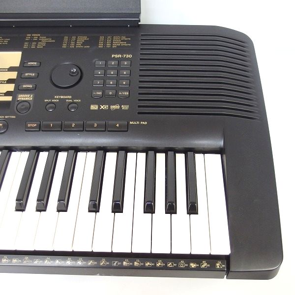 実際に弊社で買取させて頂いた★YAMAHA/ヤマハ PSR-730 電子キーボード シンセサイザー ソフトケース付【簡易動作確認済】の画像 4枚目