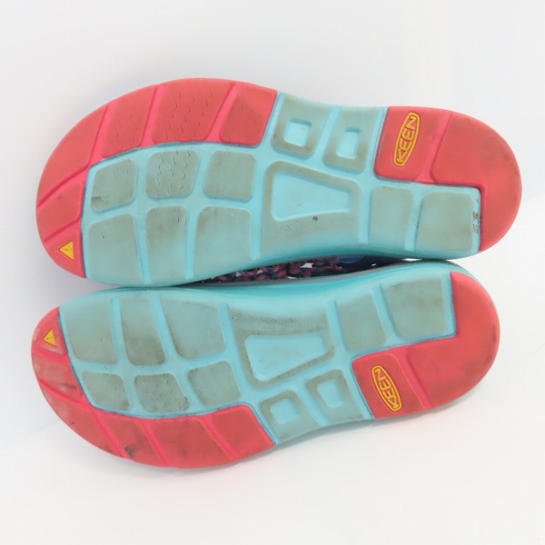 実際に弊社で買取させて頂いたKEEN/キーン UNEEK/ユニーク サンダル 1014720/25の画像 2枚目