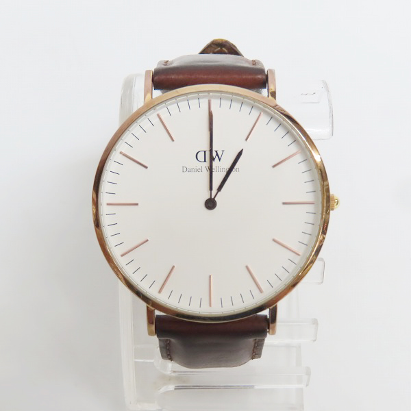 実際に弊社で買取させて頂いた【難有り】Daniel Wellington/ダニエルウェリントン レザーベルト クォーツ/腕時計 B40R7