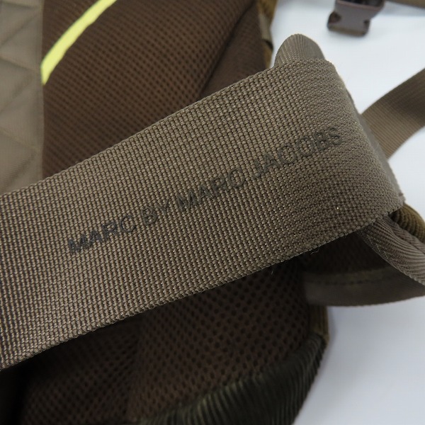 実際に弊社で買取させて頂いたMARC JACOBS/マークジェイコブス コーデュロイ バックパックの画像 4枚目