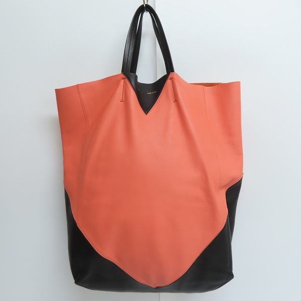 実際に弊社で買取させて頂いたCELINE/セリーヌ ホリゾンタル カバ型 バイカラー レザートートバッグ