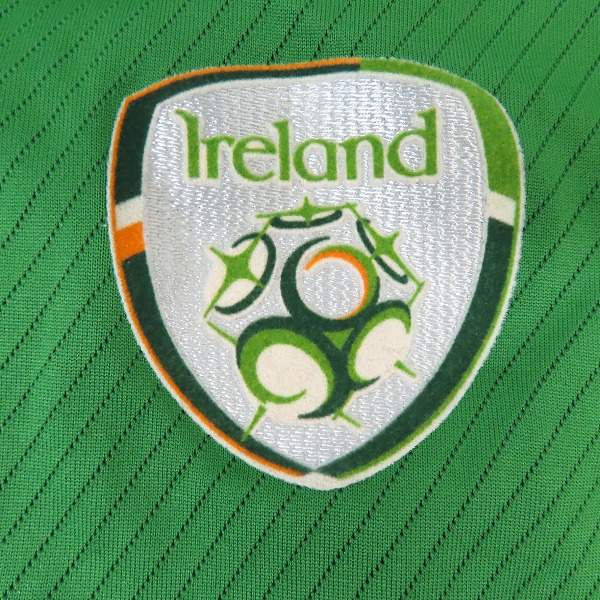 UMBRO/アンブロ サッカー アイルランド共和国代表 ユニフォーム 半袖/XXLの買取実績 ブランド買取専門店リアクロ