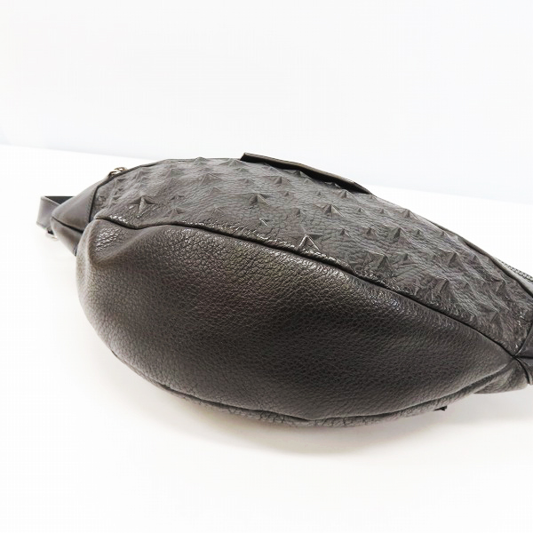 実際に弊社で買取させて頂いたJIMMY CHOO/ジミーチュウ デリー スターエンボス レザー ボディバッグの画像 2枚目