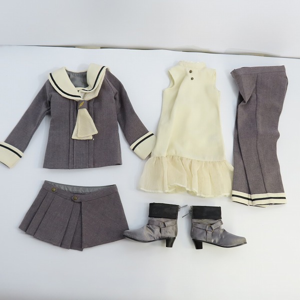 実際に弊社で買取させて頂いたVOLKS/ボークス スーパードルフィー/ドルフィードリーム他 制服系/ロングスカート等 ドール用ドレスセットの画像 2枚目