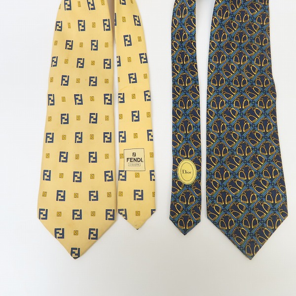 実際に弊社で買取させて頂いたFENDI/フェンディ Christian Dior/クリスチャンディオール 総柄 ネクタイ 2点セットの画像 1枚目