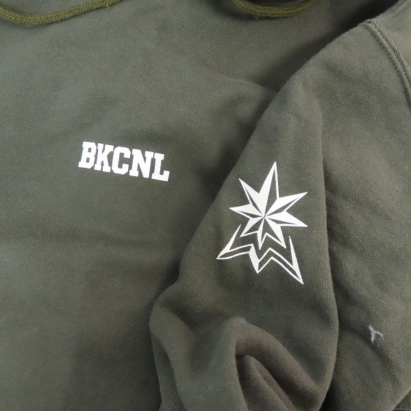 実際に弊社で買取させて頂いたBackChannel/バックチャンネル ロゴ プリント プルオーバーパーカー カーキ系/Lの画像 4枚目