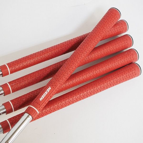 実際に弊社で買取させて頂いたTitleist/タイトリスト T100 FORGED アイアン #6~9,Pw 5本セット AMT TOUR WHITE FLEX：S200の画像 6枚目