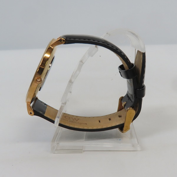 実際に弊社で買取させて頂いたDaniel Wellington/ダニエル・ウェリントン 腕時計 B40R9の画像 1枚目