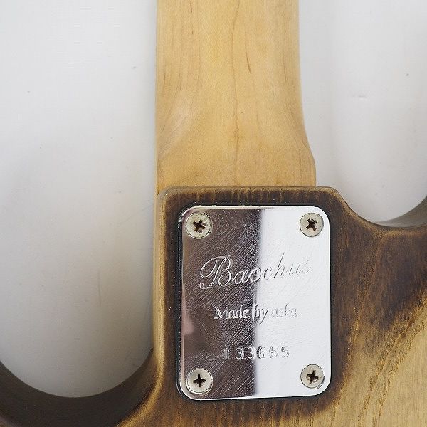 実際に弊社で買取させて頂いた★Bacchus/バッカス HOLLOW/ホロウ構造 ジャズベースシェイプ 4弦エレキベースの画像 8枚目