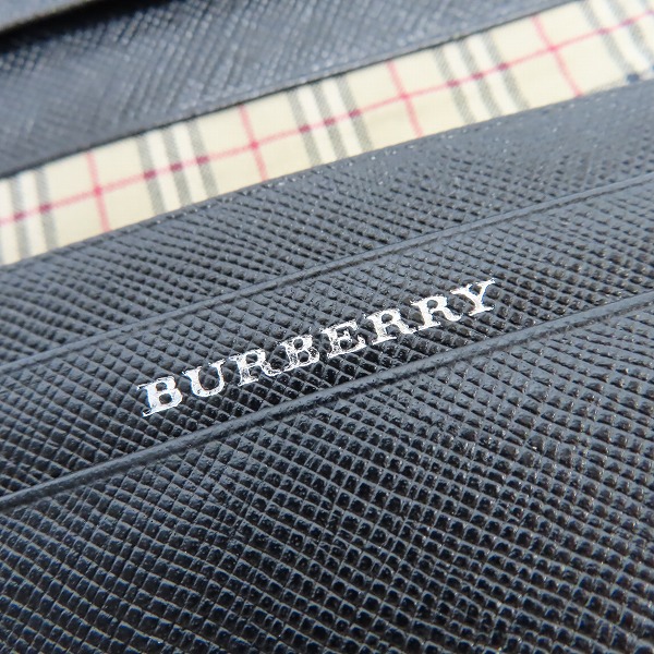 実際に弊社で買取させて頂いたBURBERRY/バーバリー 裏地 ノバチェック 二つ折り財布の画像 5枚目