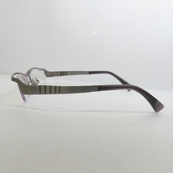 実際に弊社で買取させて頂いた999.9/フォーナインズ チタンフレーム 度入り眼鏡 シルバー S-91Tの画像 2枚目