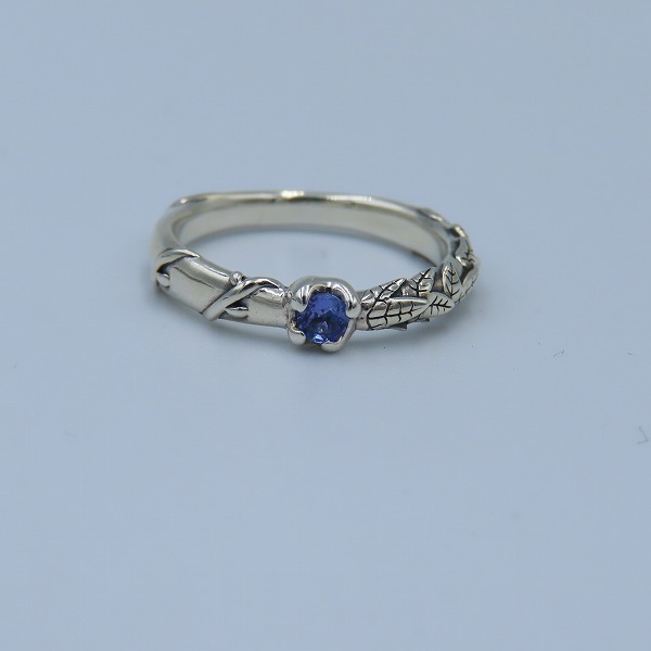 実際に弊社で買取させて頂いた【ギャラ付き】BloodyMary/ブラッディマリー mini nut/ミニナット リング w/タンザナイト 13号の画像 1枚目