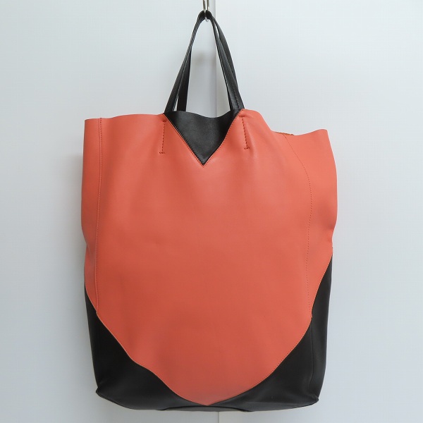 実際に弊社で買取させて頂いたCELINE/セリーヌ ホリゾンタル カバ型 バイカラー レザートートバッグの画像 1枚目