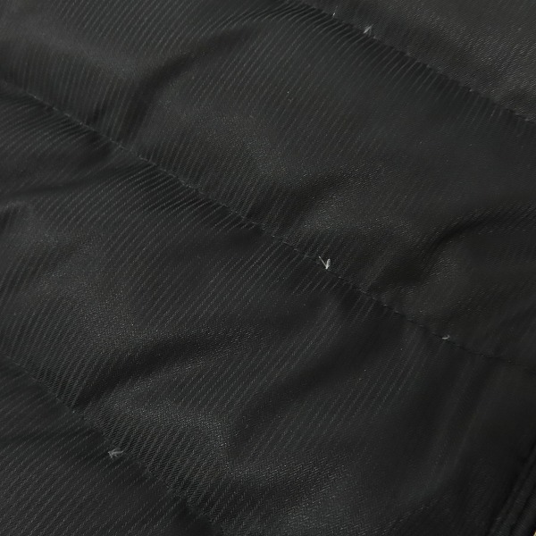 実際に弊社で買取させて頂いたEMPORIO ARMANI/エンポリオアルマーニ EA7 ダウンジャケット 7VPB14 PNT0Z/XLの画像 8枚目