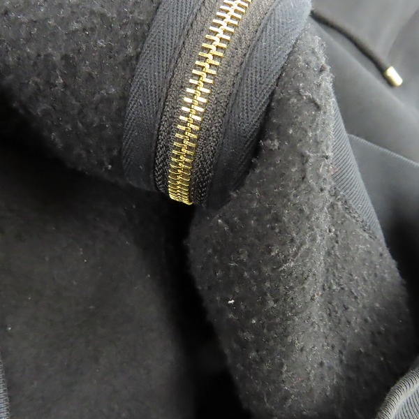 実際に弊社で買取させて頂いたBURBERRY/バーバリー ジップアップパーカー 胸刺繍 Sの画像 8枚目