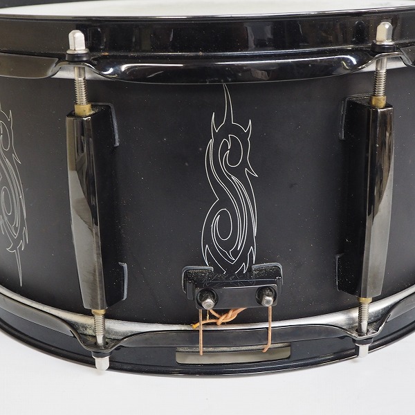 実際に弊社で買取させて頂いた★Pearl/パール JJ1365 Joey Jordison Signature/ジョーイ・ジョーディソンシグネチャー スネアドラム 13x6.5インチの画像 6枚目