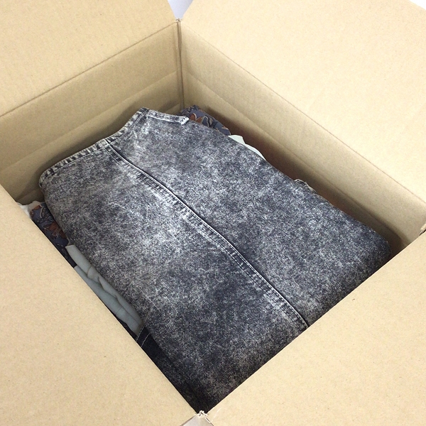 実際に弊社で買取させて頂いた【おまとめ品】BURBERRY/バーバリー サルバトーレフェラガモ ETONNE/エトネ 等 メンズ レディース スカート シャツ 他