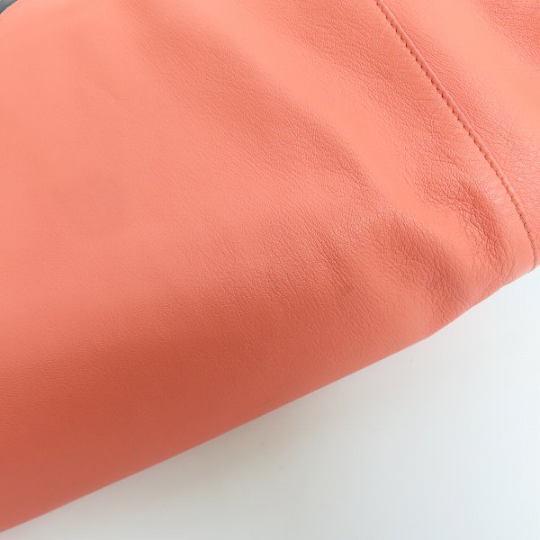 実際に弊社で買取させて頂いたCELINE/セリーヌ ホリゾンタル カバ型 バイカラー レザートートバッグの画像 7枚目