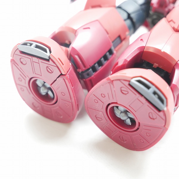 実際に弊社で買取させて頂いた【完成品/ジャンク扱い】BANDAI/バンダイ RG 1/144 シャア専用ズゴック/ガンダム/ガンプラの画像 5枚目