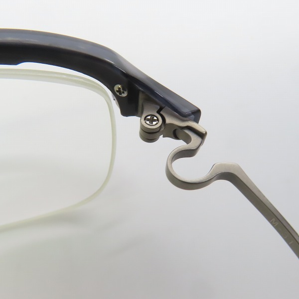 実際に弊社で買取させて頂いた999.9/フォーナインズ チタンフレーム 度入り眼鏡 ブラック M-31 の画像 5枚目