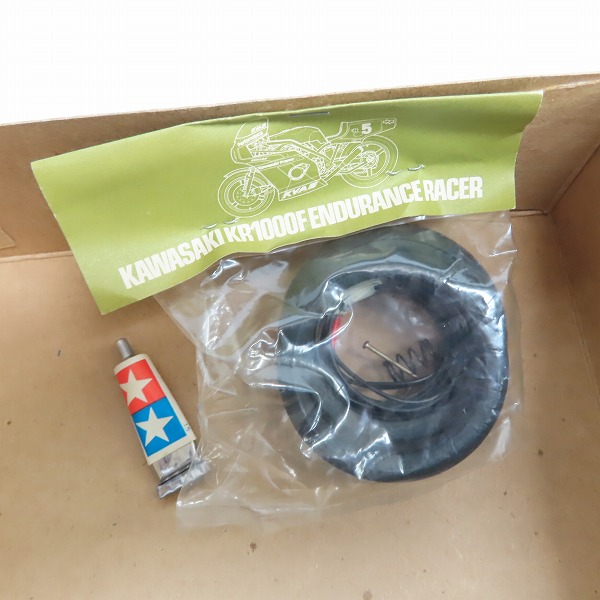 実際に弊社で買取させて頂いた【未組立】TAMIYA/タミヤ 小鹿タミヤ 1/12スケール カワサキ KR1000F 耐久レーサーの画像 4枚目