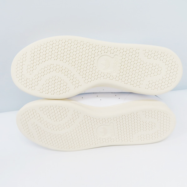 実際に弊社で買取させて頂いたadidas/アディダス Originals STAN SMITH スタンスミス for TOMORROWLAND WOMEN GY2521/25.0の画像 2枚目