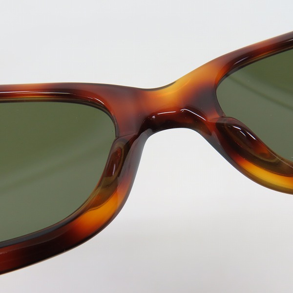 実際に弊社で買取させて頂いた(1)LOEWE/ロエベ サングラス アイウェア SLW506 COL.710 の画像 4枚目