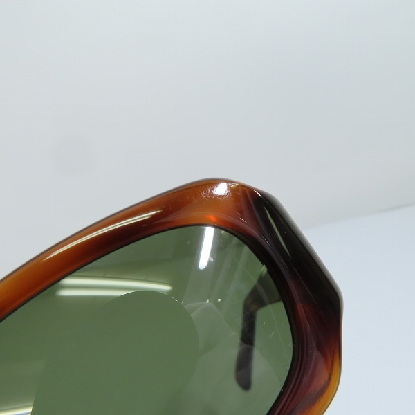 実際に弊社で買取させて頂いた(6)LOEWE/ロエベ サングラス アイウェア SLW506 COL.710 の画像 6枚目