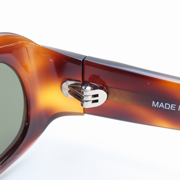 実際に弊社で買取させて頂いた（2）LOEWE/ロエベ サングラス アイウェア SLW506 COL.710 の画像 5枚目