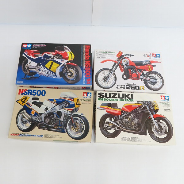 実際に弊社で買取させて頂いた【未組立】TAMIYA/タミヤ 1/12スケール スズキ RGB500/ホンダ NSR500 グランプリレーサー/CR250R/NS500 '84 4点セット
