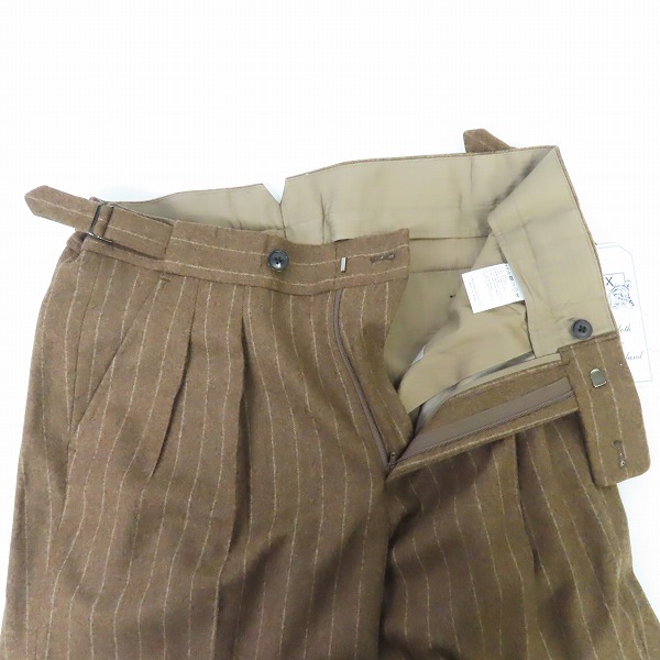 実際に弊社で買取させて頂いた【未使用】TOMORROWLAND PILGRIM/トゥモローランド  ウール サイドアジャスタートラウザーズ FOX BROTHERS生地/48の画像 2枚目