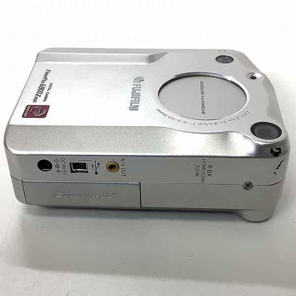 実際に弊社で買取させて頂いたFUJIFILM/富士フィルム FinePix 6800Z コンパクトデジタルカメラ 動作未確認の画像 6枚目