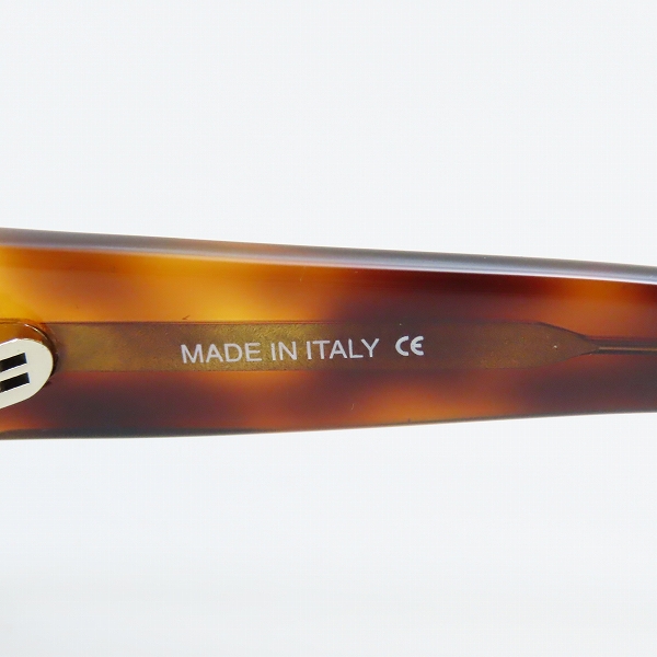 実際に弊社で買取させて頂いた（3）LOEWE/ロエベ サングラス アイウェア SLW506 COL.710 の画像 6枚目