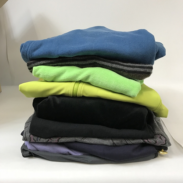 実際に弊社で買取させて頂いた【おまとめ品】チャンピオン/バーバリー/ポロラルフローレン 等 メンズ/レディース ポロシャツ/パーカー/タンクトップ 他の画像 5枚目