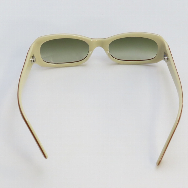 実際に弊社で買取させて頂いた（3）LOEWE/ロエベ サングラス アイウェア SLW506 COL.D23の画像 3枚目