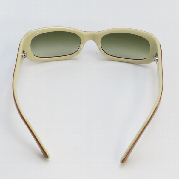 実際に弊社で買取させて頂いた（5）LOEWE/ロエベ サングラス アイウェア SLW506 COL.D23の画像 3枚目