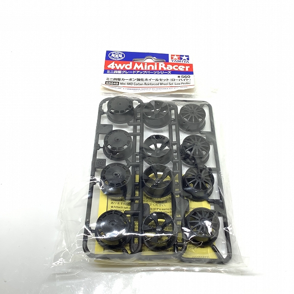 実際に弊社で買取させて頂いた(1)未開封 TAMIYA/タミヤ 95245 ミニ四駆 カーボン強化 ホイールセット (ローハイト) 